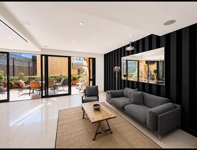 1 BEDROOM APARTMENT FOR SALE IN SANDTON CBD